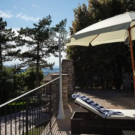 Piscina La Trinita Villa Corciano