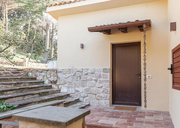 ヴィラ Piscina La Trinita