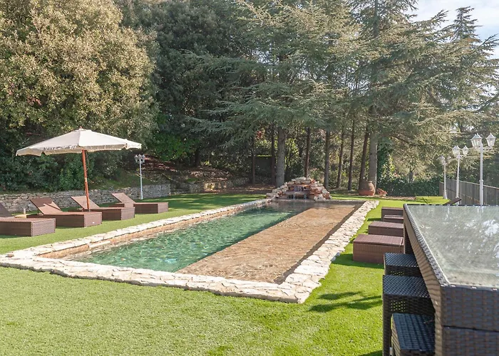 ヴィラ Piscina La Trinita *