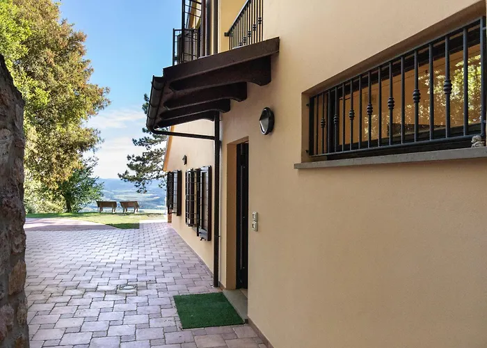 Piscina La Trinita ヴィラ *